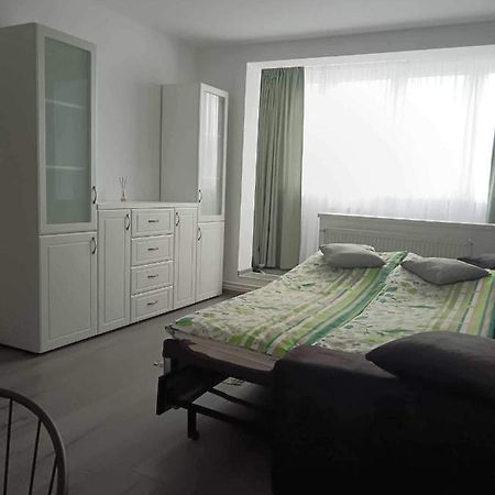 Enci Kiado Apartman Miercurea Ciuc Exterior photo