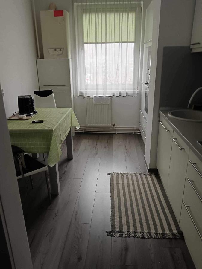 Enci Kiado Apartman Miercurea Ciuc Exterior photo